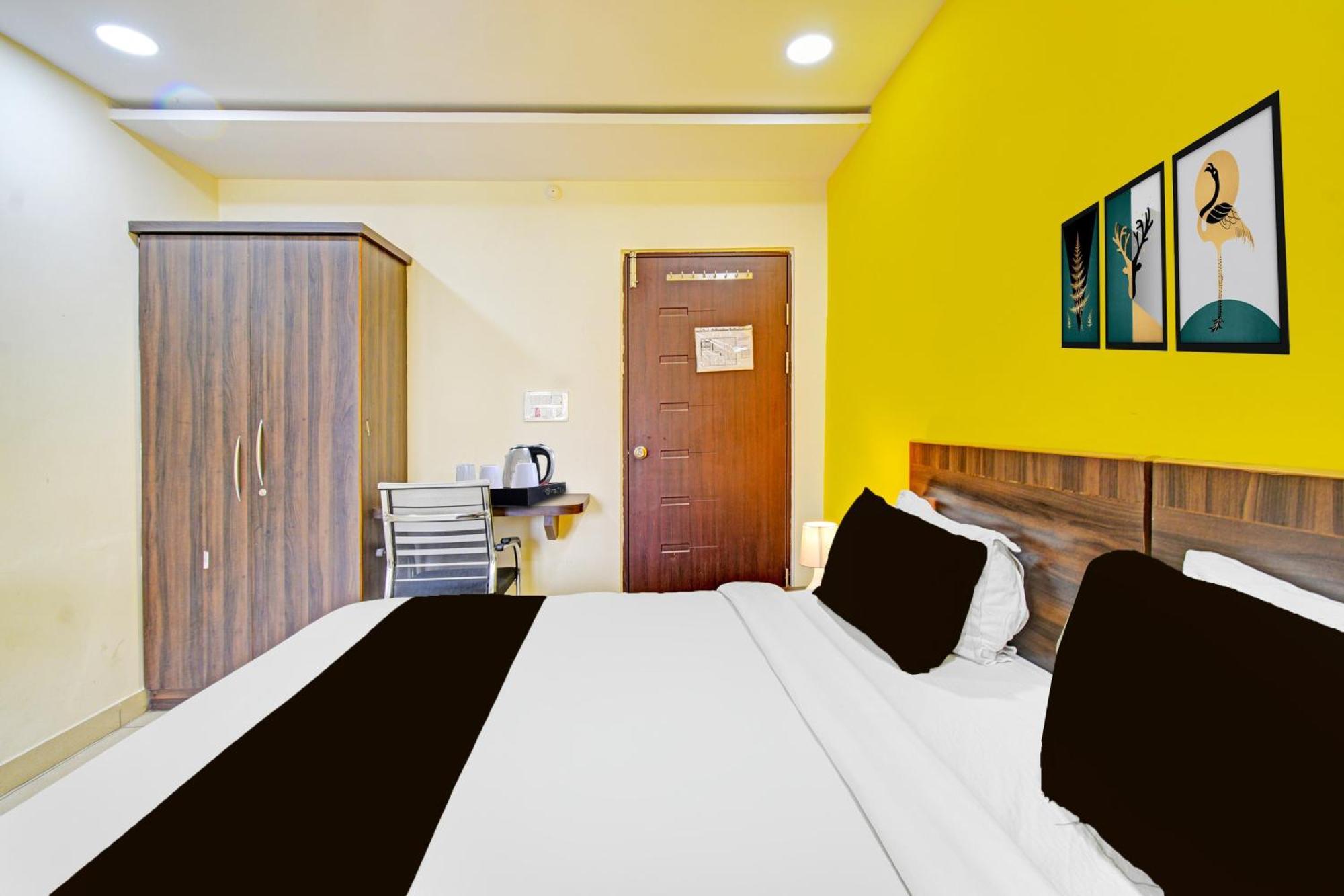 Treebo Trip Hotel Dunes Inn Kondapur (Telangana) Buitenkant foto